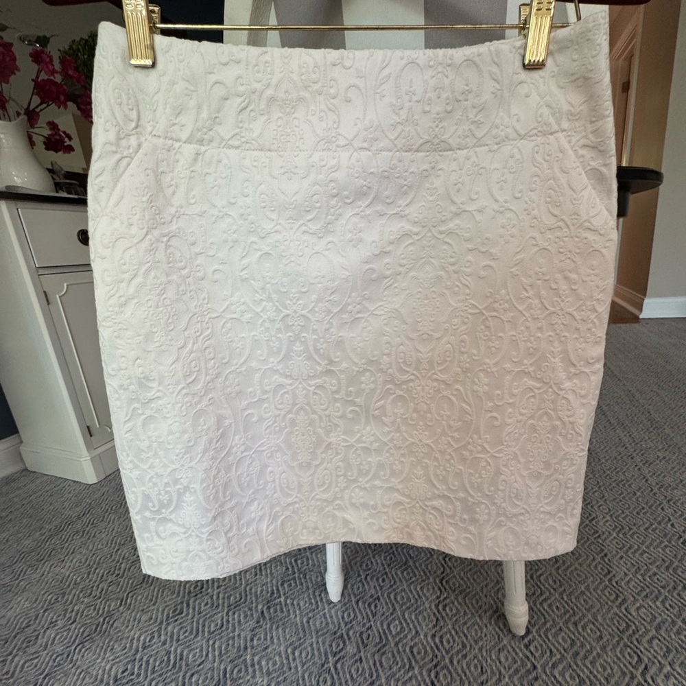 Elegant White Textured Skirt - 8 Curvy Loft